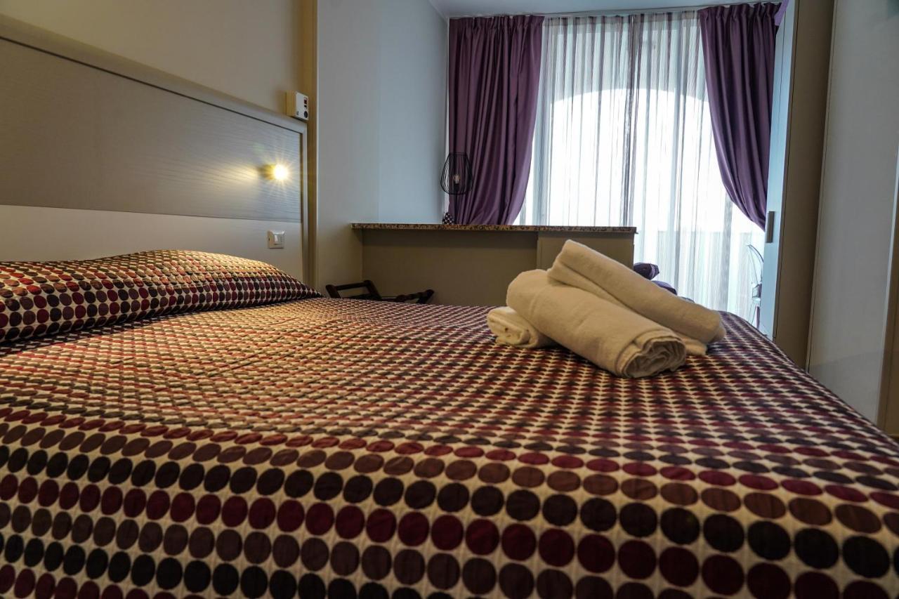 Hotel Bellavista San Bartolomeo Al Mare Extérieur photo