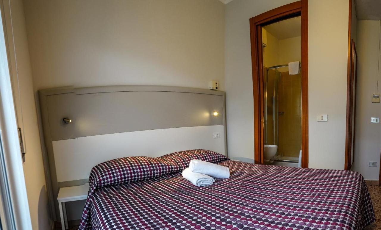 Hotel Bellavista San Bartolomeo Al Mare Extérieur photo